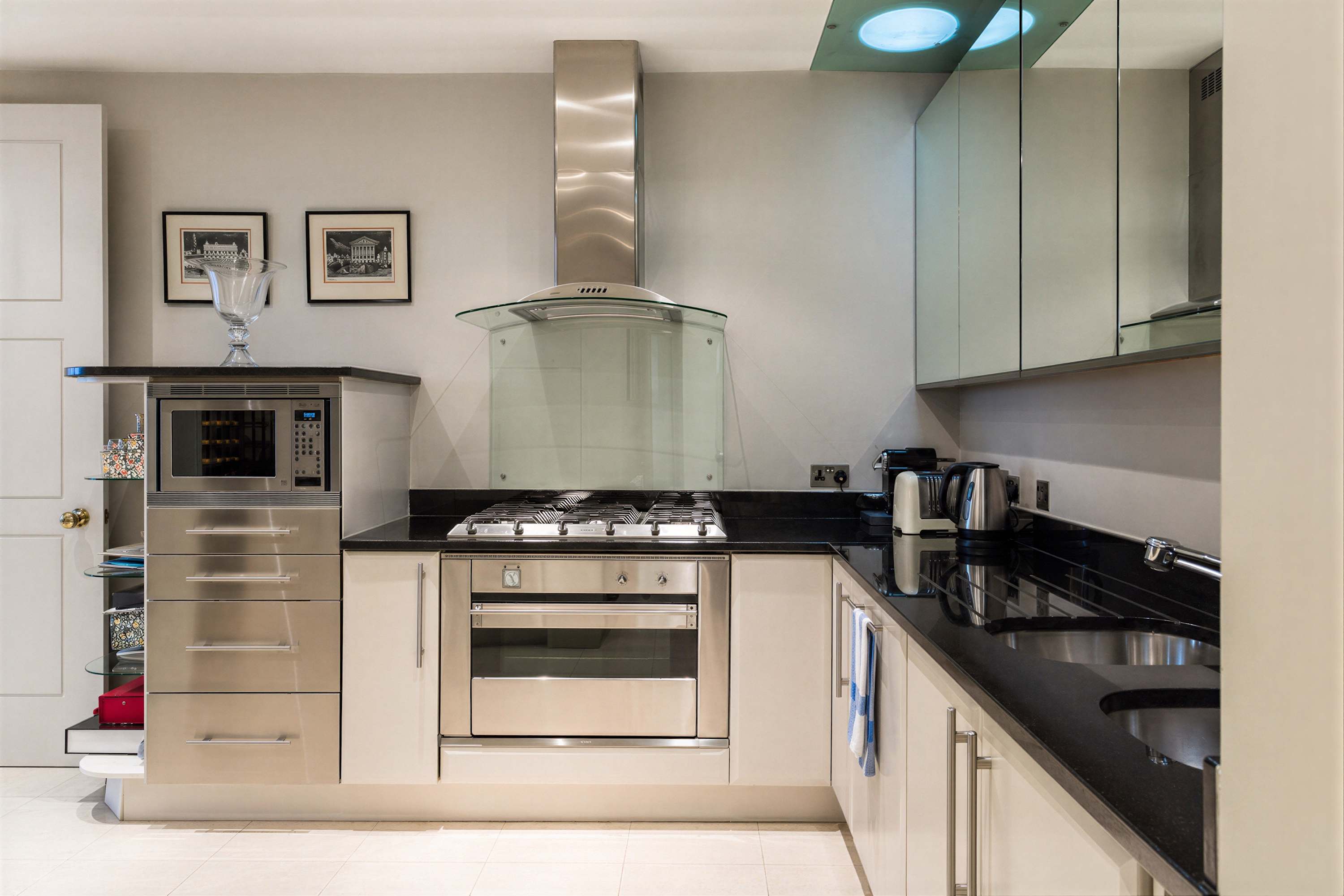 The Belgravia Townhouse — photo 6